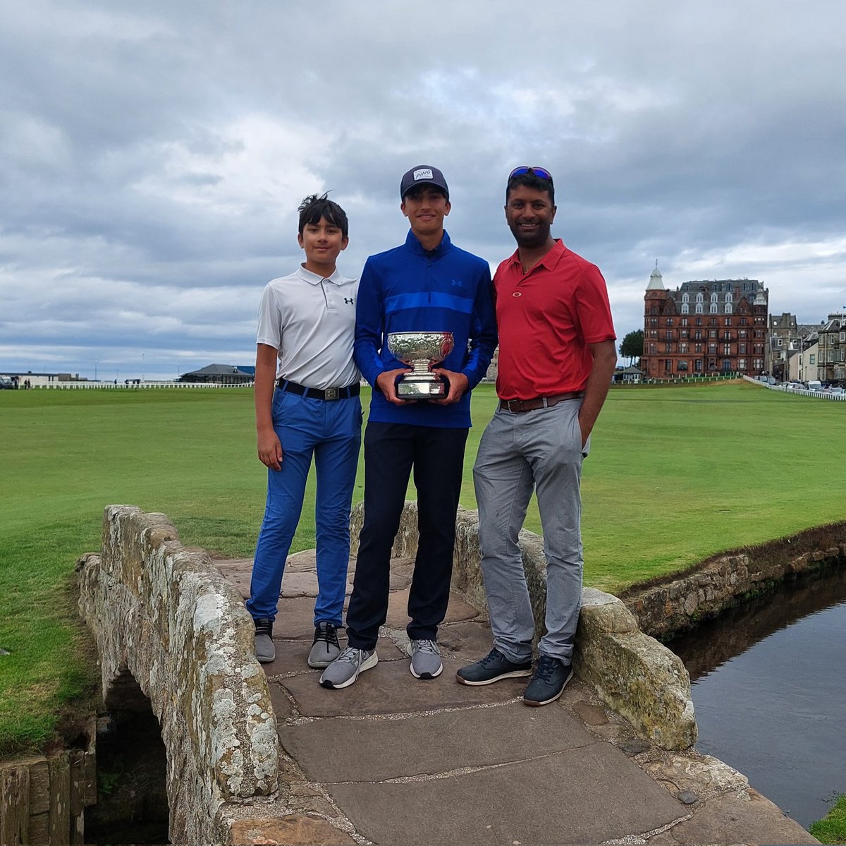 Aaron MOHUN tweet media