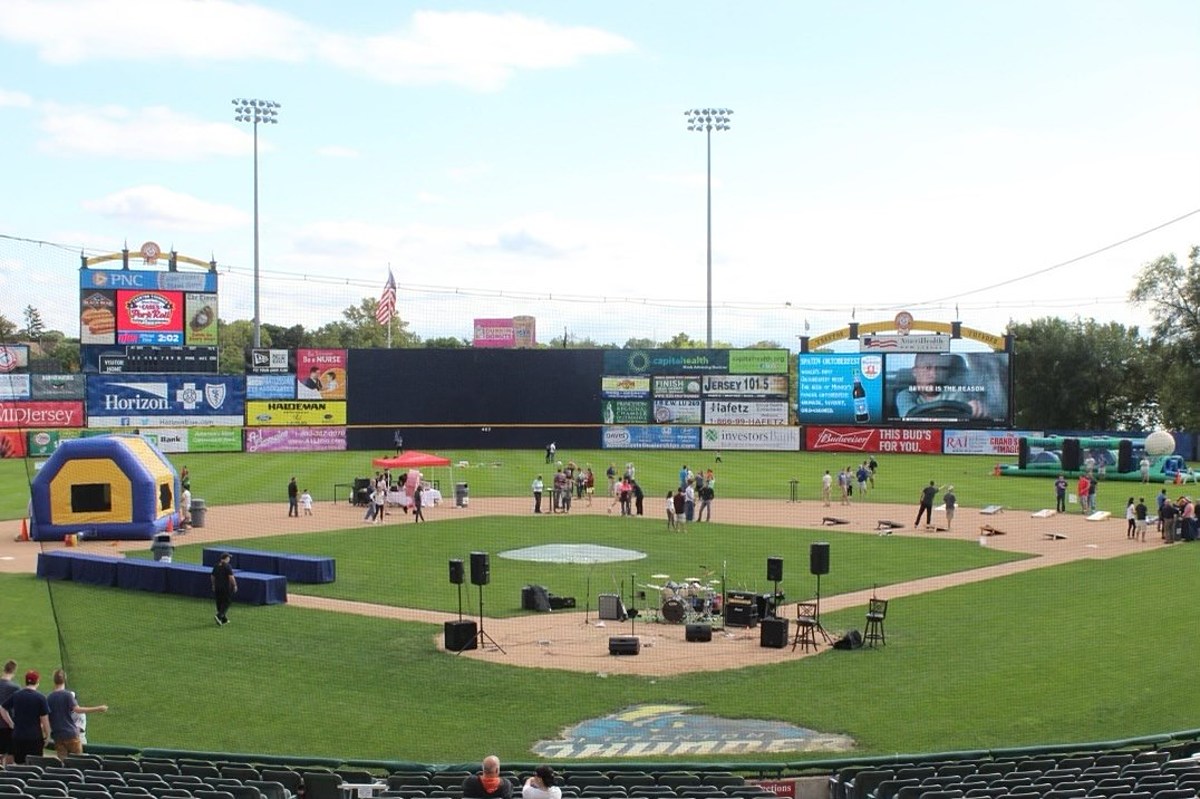 Date Set for River Fest at Trenton Thunder Ballpark in Trenton, NJ dlvr.it/StCm0c