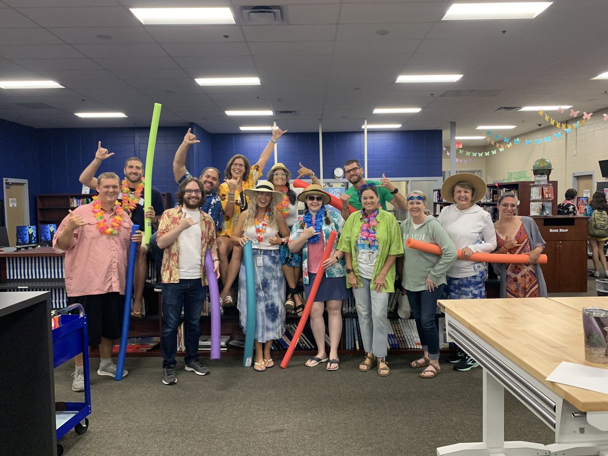 PopeHS1's tweet photo. BEACH DAY☀️Our students and staff kicked off the first spirit day of the year showing off their best beachwear. What an awesome first week back. Keep up the school spirit Greyhounds! #popehighschool #popehs #popegreyhounds https://t.co/TInJ4PDqNn