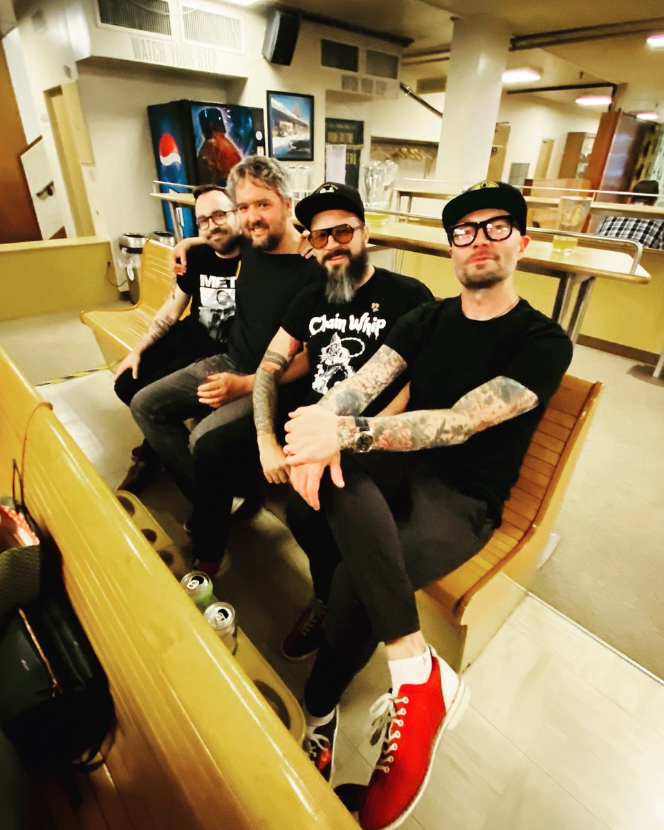 Roll together, bowl together 🎳