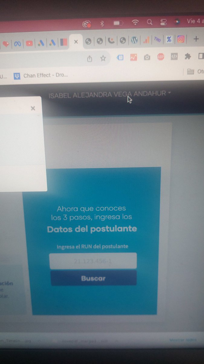 FefaDesing's tweet photo. @AdmisionEscolar @Mineduc Y como se explican que ingrese con mi rut y contraseña y me salían datos de otra persona? Donde esta su seguridad? https://t.co/0Hfao4nO2K