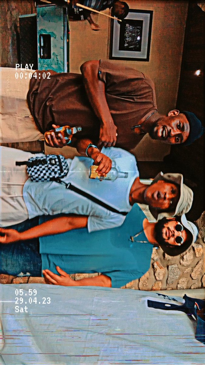 PalesaFrans's tweet photo. #KonkaLive aziwe'ke https://t.co/58zKQjY2F9