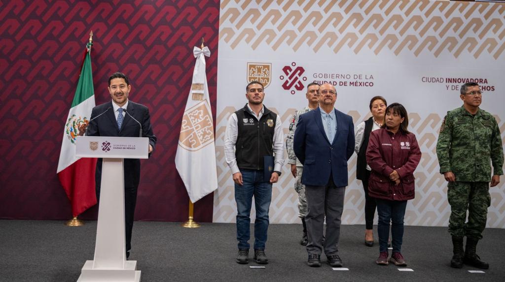 martibatres's tweet photo. Gracias al Operativo Interinstitucional contra la Tala Ilegal se desmantelaron, otros 9 aserraderos clandestinos, con la participación de @SEDENAmx, @corenadr, @SeGobCDMX, @SSC_CDMX,  @GN_MEXICO_ y @PROFEPA_Mx. Se recuperaron:

✅1,230 trozas de madera 
✅2,012 tablas
✅2,625 piezas de madera en escuadría
✅ 4,363 polines
✅1,365 troncos