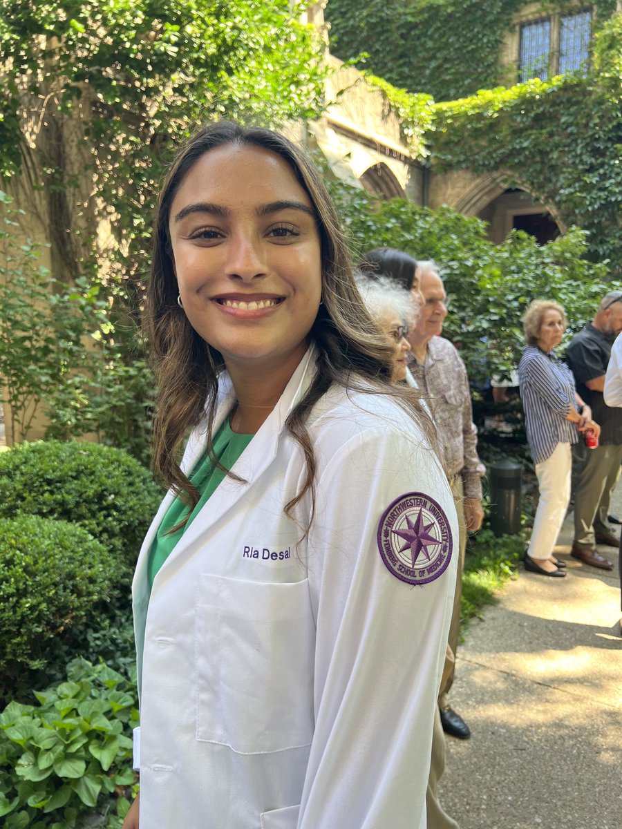 DesaiMilindY's tweet photo. To study and practice medicine is indeed a higher calling. As physician parents, it is very gratifying to see your child follow your path and choose a career in medicine. #WeDidSomethingRight !!!. Congrats to Ria, MD class of 2027 @NUFeinbergMed. Time to blaze your own trail. https://t.co/eMzcIAARdQ