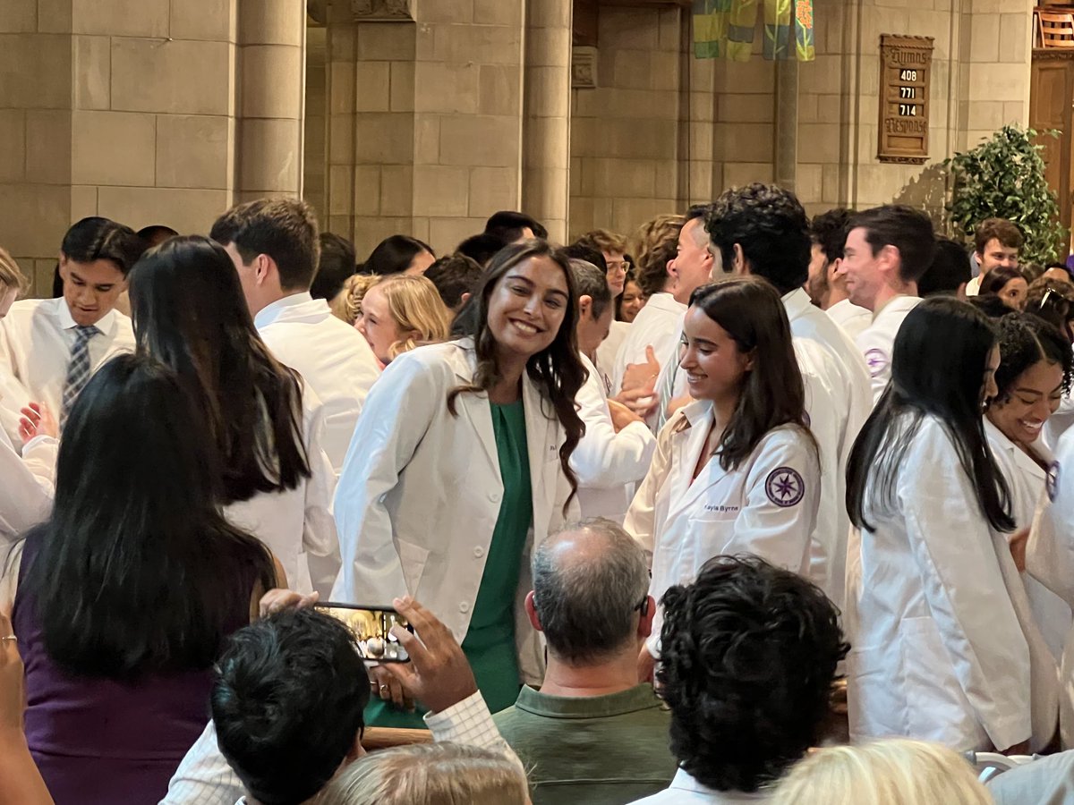 DesaiMilindY's tweet photo. To study and practice medicine is indeed a higher calling. As physician parents, it is very gratifying to see your child follow your path and choose a career in medicine. #WeDidSomethingRight !!!. Congrats to Ria, MD class of 2027 @NUFeinbergMed. Time to blaze your own trail. https://t.co/eMzcIAARdQ