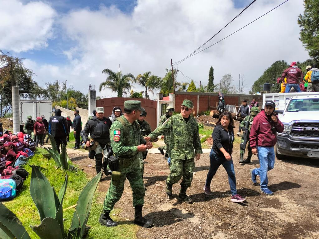 martibatres's tweet photo. Gracias al Operativo Interinstitucional contra la Tala Ilegal se desmantelaron, otros 9 aserraderos clandestinos, con la participación de @SEDENAmx, @corenadr, @SeGobCDMX, @SSC_CDMX,  @GN_MEXICO_ y @PROFEPA_Mx. Se recuperaron:

✅1,230 trozas de madera 
✅2,012 tablas
✅2,625 piezas de madera en escuadría
✅ 4,363 polines
✅1,365 troncos