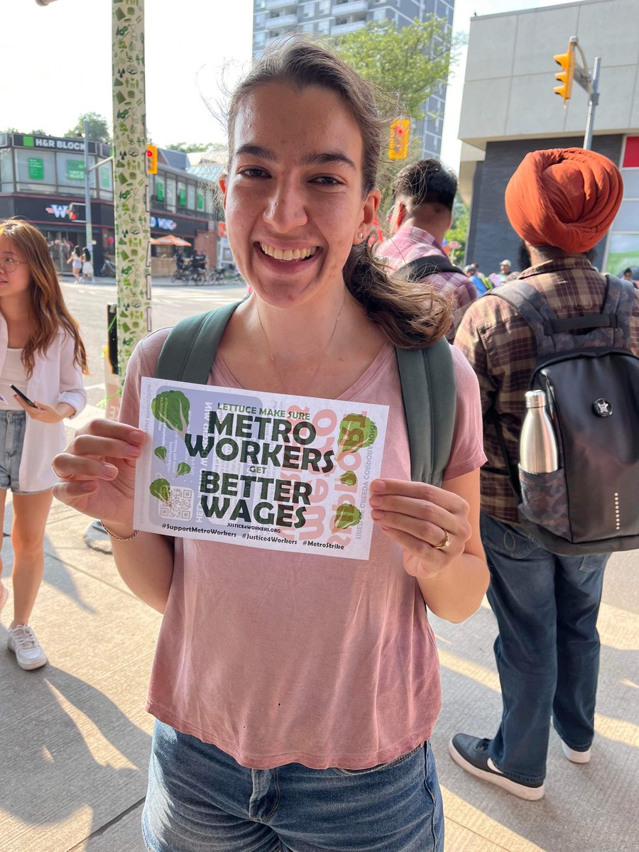 Out supporting striking metro workers on the picket line yesterday! A+ puns courtesy of @sisterknees. Get involved here: justice4workers.org/metro  #MetroStrike #SupportMetroWorkers #Justice4Workers