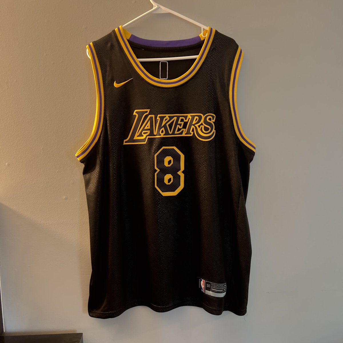 Roscoe Resells tweet media