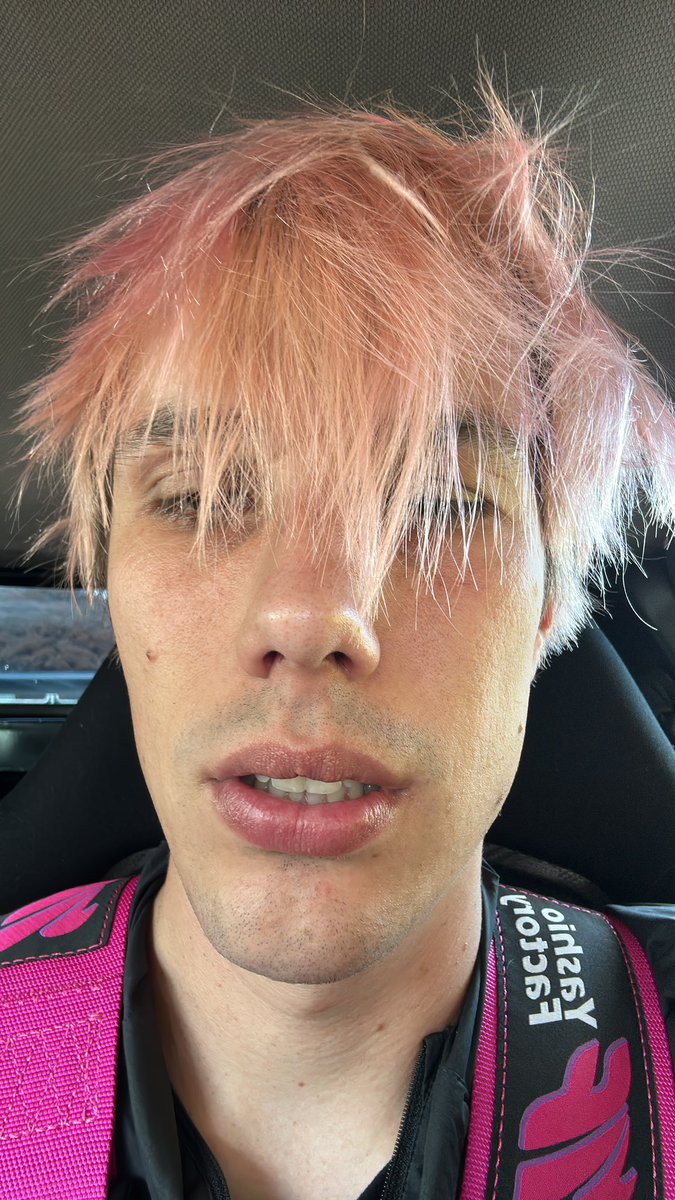 LIVE NOW DYING IN MY CAR DRIFTING FOR CHAT!! (SAMMIT ON TWITCH)