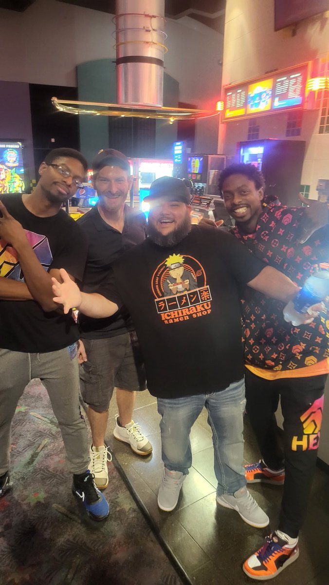 Reggiebone tweet media