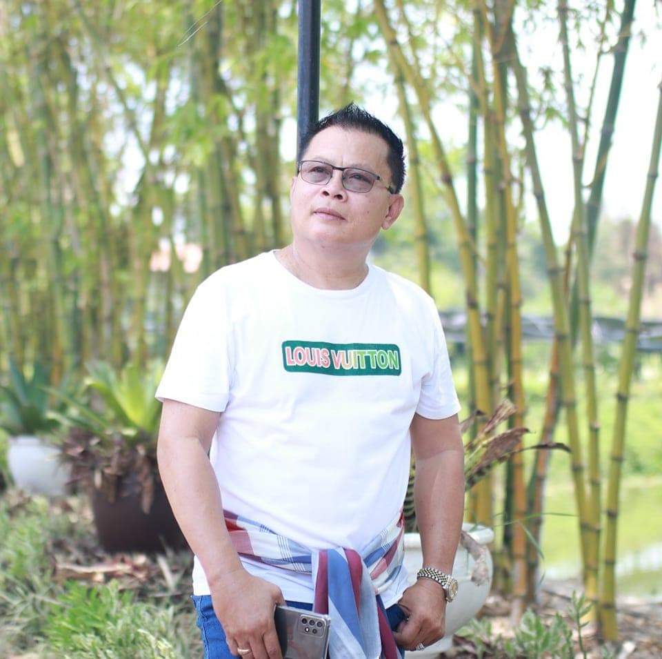 likeyour88's tweet photo. เขาก็เป็นด้วยนะนักร้อง สปป ลาว https://t.co/hh2suWWo29