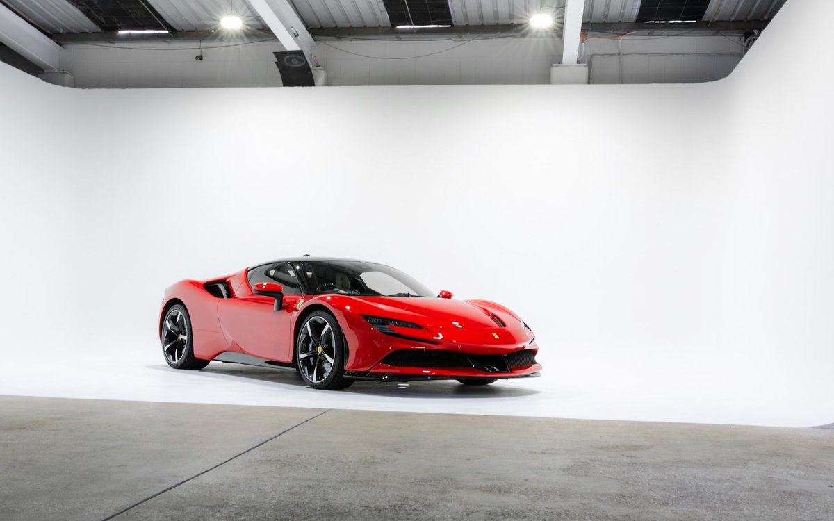 CastleCarMedia's tweet photo. Some modern stuff in front of the lens for a change. 

@Ferrari @ScuderiaFerrari #ferrari https://t.co/rICQfhMqHk