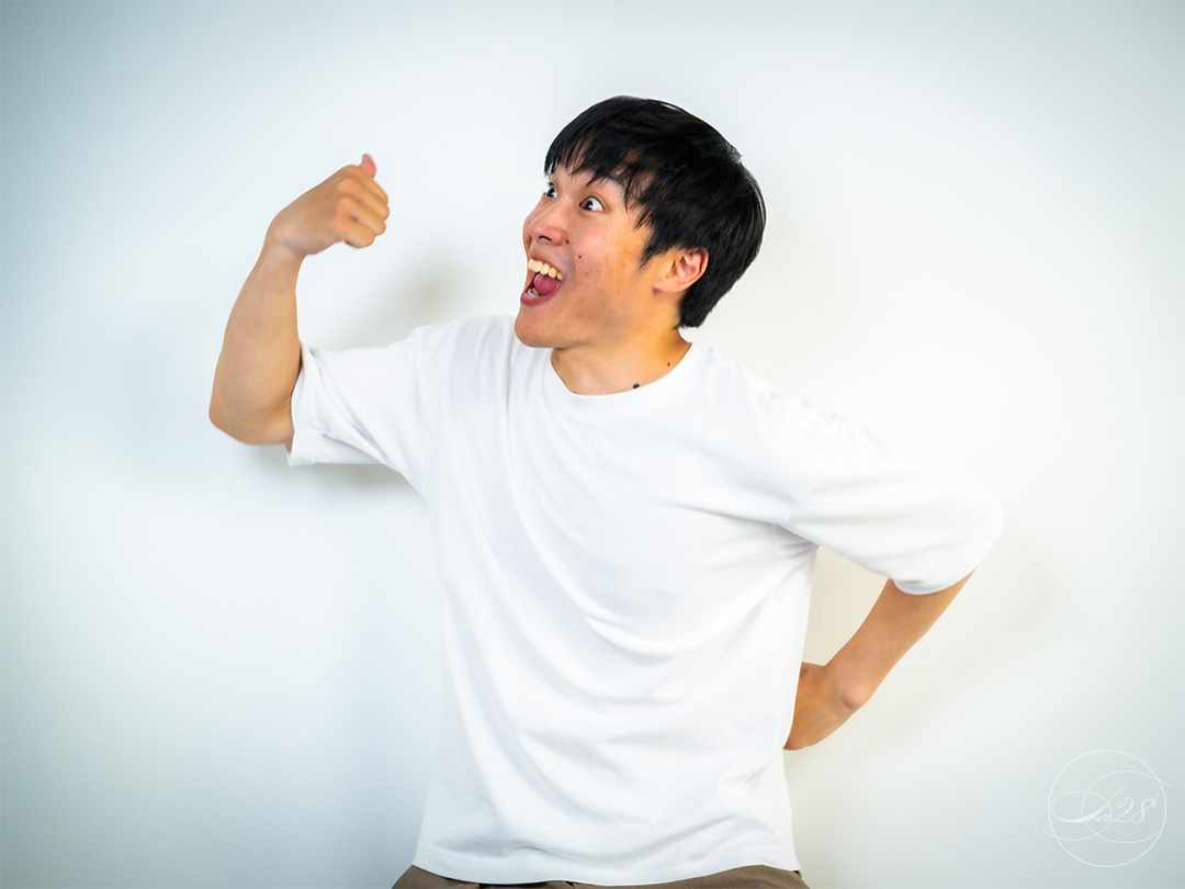 Ta28_Z's tweet photo. チケット料金　 学生：1500円／一般：2000円　  
会場 リノベーションミュージアム冷泉荘B棟1階 
福岡市博多区上川端町9-35  
チケット予約
 https://t.co/Ictd0Kl9GH https://t.co/24eub3MEXe