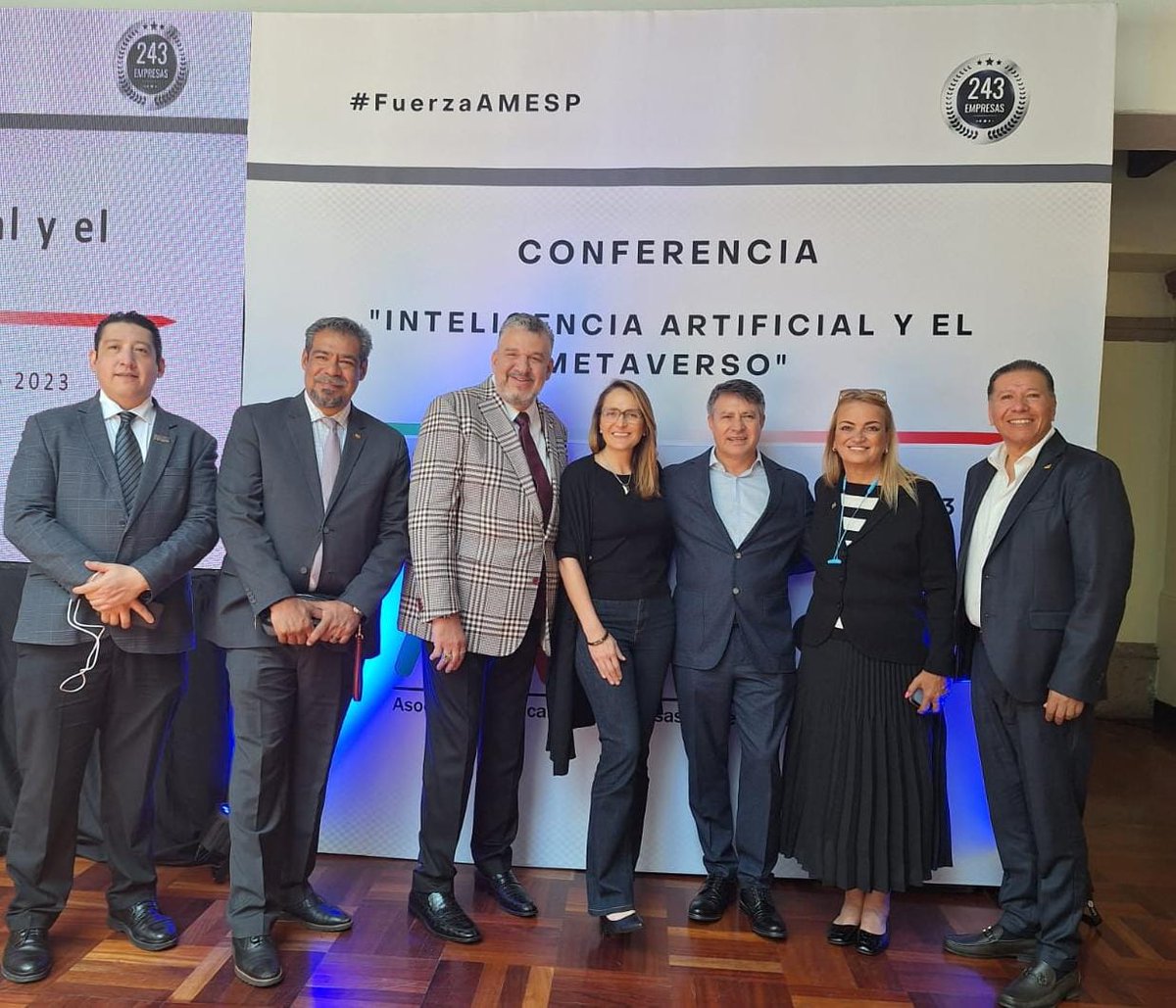 ASUME_SegPriv's tweet photo. Fuimos testigos de la entrega de un reconocimiento al Mtro. Ignacio Hernández Orduña (@Orduna1) quien hasta la semana pasada ocupó el cargo del Regulador Federal de la Seguridad Privada. Le deseamos todo el éxito del mundo en su siguiente responsabilidad. 

🧵 2/3 https://t.co/zJMWW04AWK