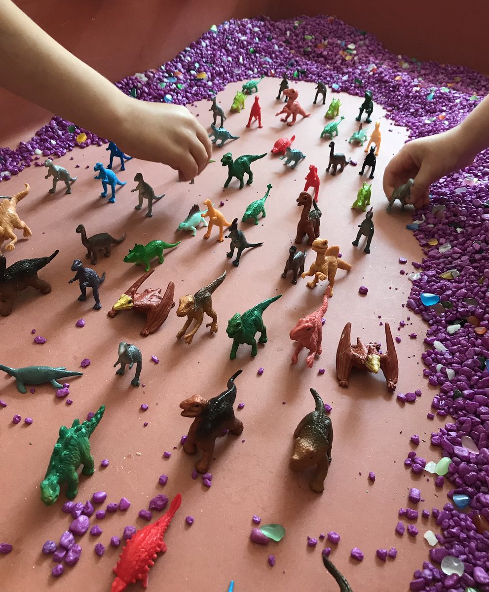 FJECC_TI_Boston's tweet photo. There's a dinosaur, knocking at my door, and she wants to have Shabbat with me!

#ShabbatShalom #TempleIsraelBoston #dino #dinosaur #DinosaurShabbat #Friday #FridayNight #Shabbat #classroom #PreK #preschool #ECE #EarlyEd #Boston #Brookline #FJECC https://t.co/8J4UcHQHNB