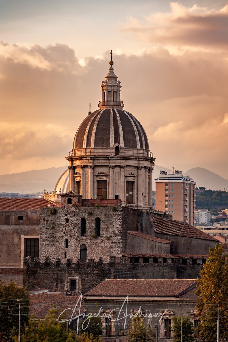 angandrieux's tweet photo. Is #flashbackfriday still a thing? I stumbled across this photo from 2010 of the Catania Duomo in Sicily, captured at sunset. I captured this shot from a ferry as I left port &amp; headed to the mainland. Thanks to @topazlabs #radiantphoto &amp; @mylioapp #TravelPhotography #SicilyTravel https://t.co/WSeCznSkfC