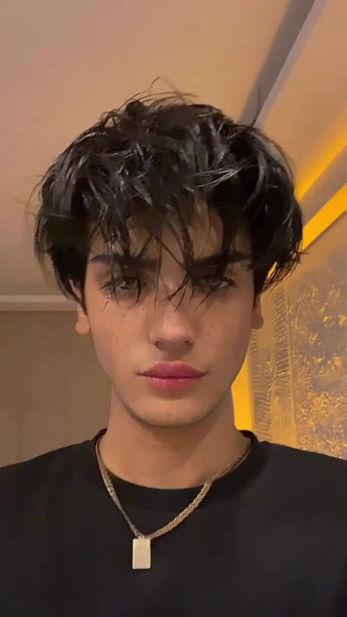 Pasifim yerim var aktif olgun erkekler yazsınlar tanışalımm😁
+90 506 049 46 59
#batmangay
#batmanpasif