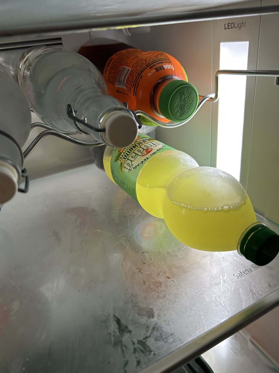 12 saat önce mide kanser değilsiniz haberini alıp yola tekrar bu şekilde devam etmeyi tercih etmek 😞