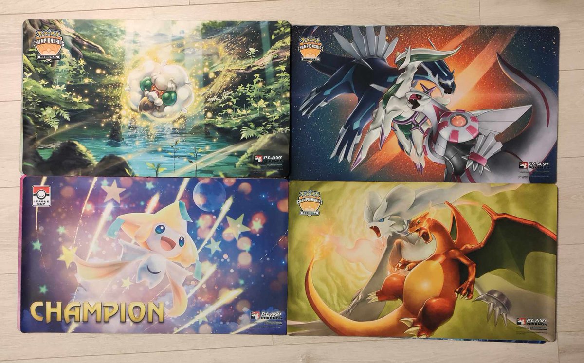 So yesterday I broke my phone and now I am using a replacement (that is old 😅) I will be taking a few playmats to sell/trade in Yokohama
Dm for prices
I also have a couple spectators badges to sell, let me know if you are looking for them