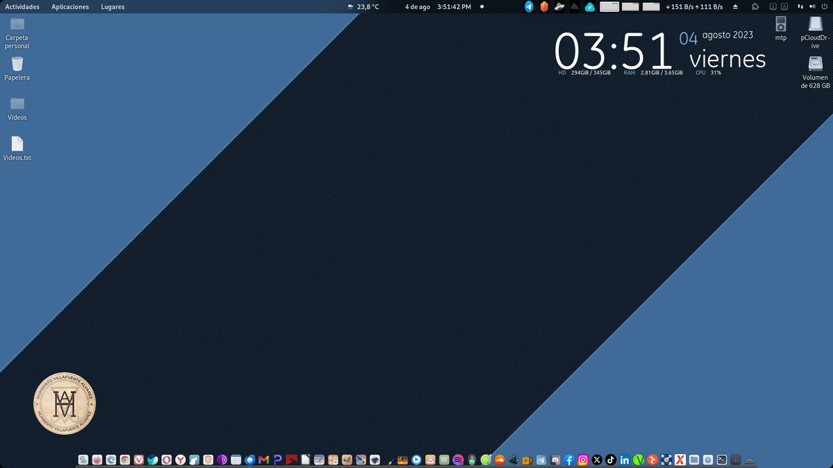 humbertovill68's tweet image. #ViernesDeEscritorio Fedora38 Workstation con tema, iconos y wallpaper &quot;Bluish&quot; #fedora38 #gnomedesktop #linux #OpenSource