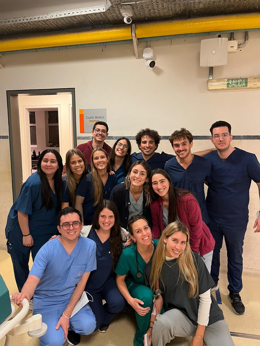 JonathanDavid_9's tweet photo. Bienvenidos al internado, a mi última primera rotación 🥺 https://t.co/5gTn6tnBd7