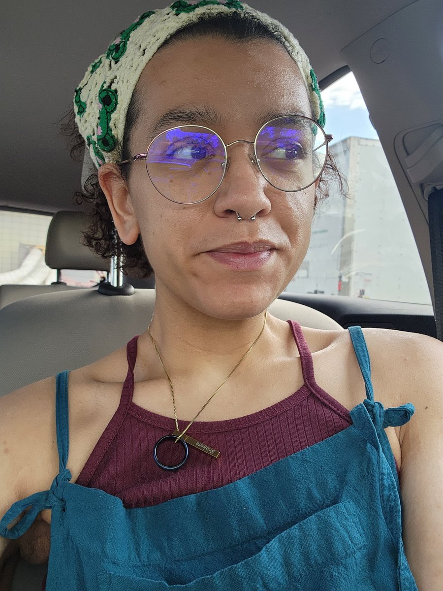 Crazynachii's tweet photo. I received the best compliment of my life today from a coworker. "You look like a studio ghibli character"  I always feel awkward after a complement, but this!!!! This!!!! This just made me feel so good about myself! https://t.co/7opa75Dl7h