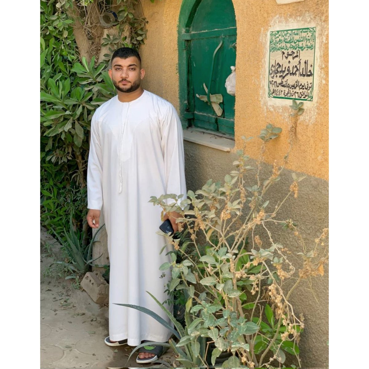 5/872021 💔 
5/8/2023 💔 
الذكري النسوية الثانيه لابي تذكروه بصالح دعائكم.