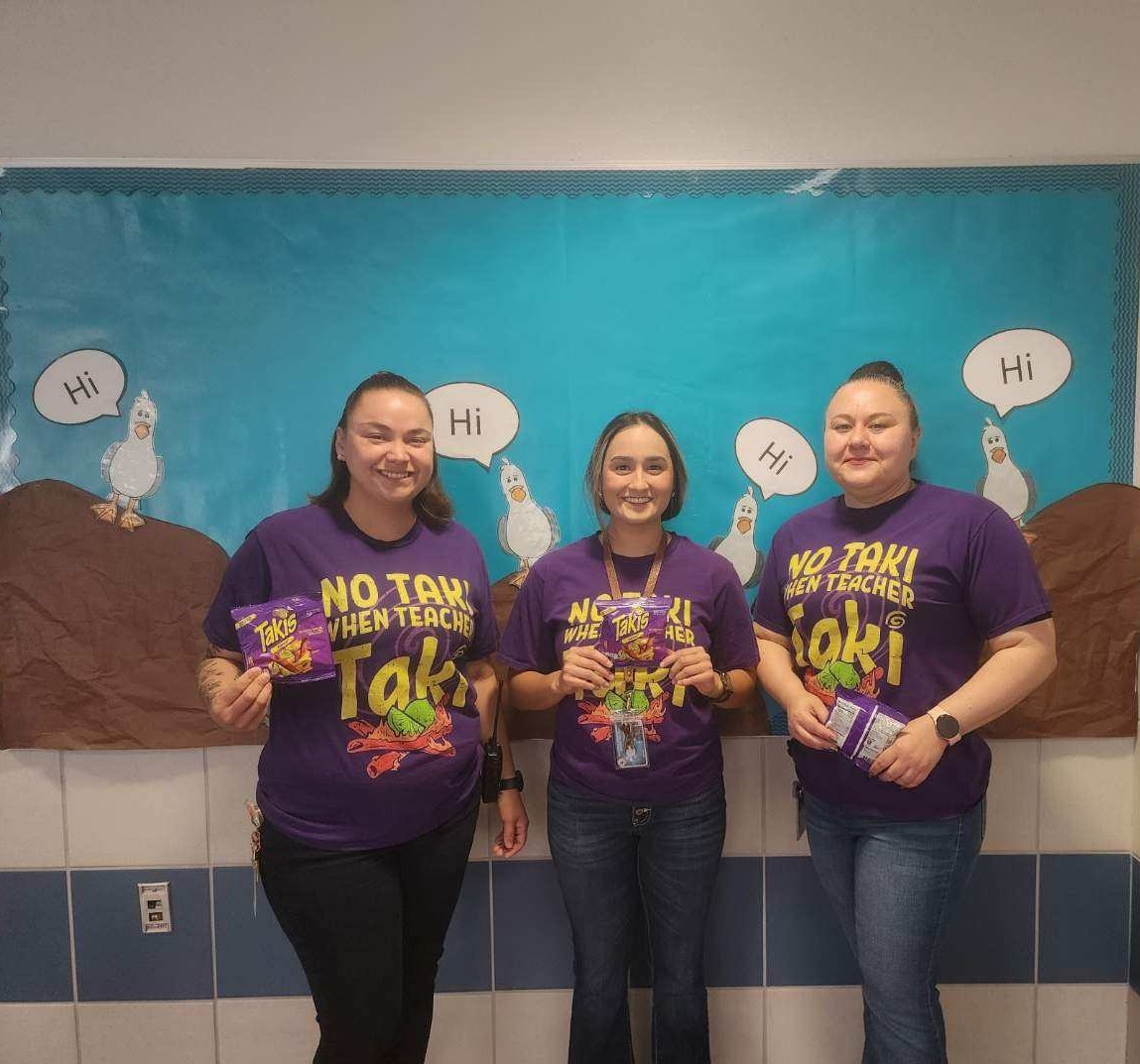 Acaden02's tweet photo. We survived the first week of school...barely. 🫠 #TeamSISD @LVerde_ES @lcarba_LVES
P.s. No Taki when Teacher Taki 💜🤫 https://t.co/qc4W2csvu1