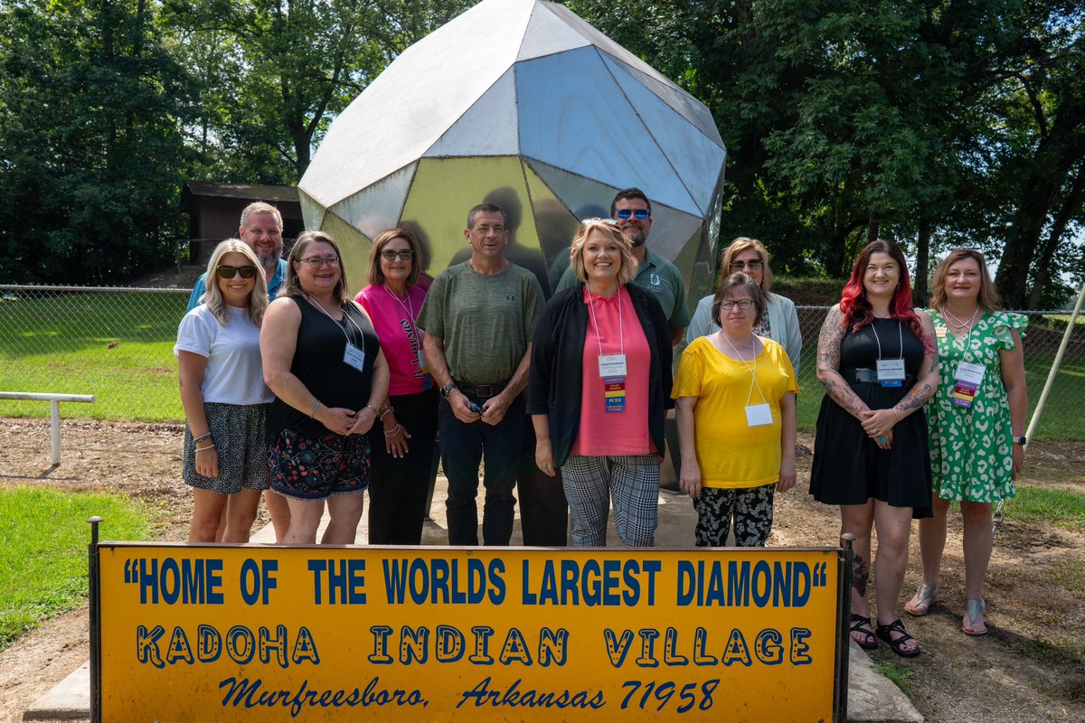 CDICentral's tweet photo. “The best time to plant a tree is 20 years ago. The second best time is now.” We think it’s safe to say an abundance of trees were planted at #CDIcentral 2023.
Thank you to our participants, Class Directors, sponsors, alumni, and volunteers for an amazing year. https://t.co/h0IJCqcAq5