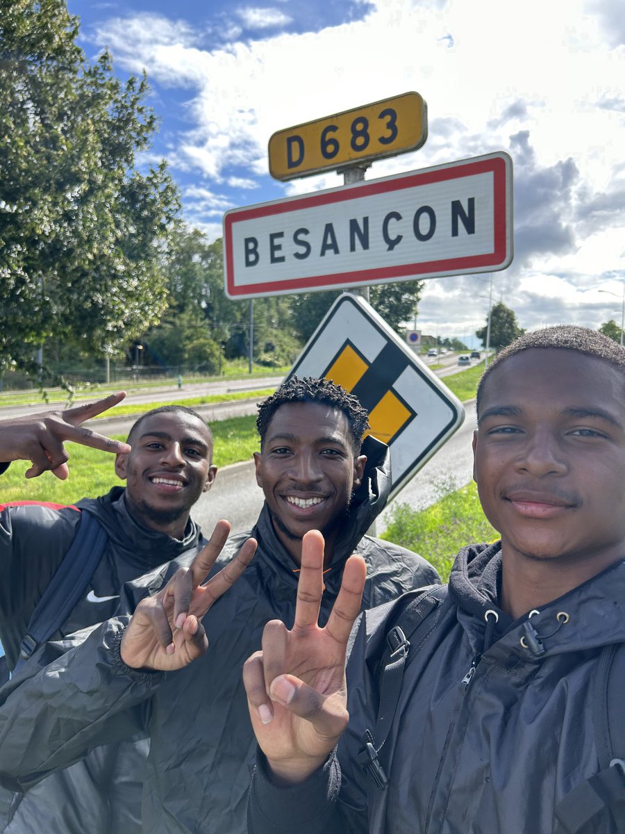 Msada_assoc's tweet photo. 2ème étape : BESANÇON ✅

Mention spéciale à Pascal et Christian qui nous ont sauvé d’une crevaison en plein milieu de l’étape.🙏😂

Faites un don ou partagez la cagnotte : https://t.co/CxhJjTa2LO

Colmar-Marseille, ensemble pour aider les plus démunis. 🤝🌍 https://t.co/G85hbu3hOt