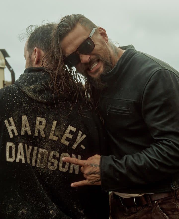 Jasonmomoa12571's tweet photo. Every adventure has a story to tell. Write your own. Explore On The Roam x Harley-Davidson at link in bio.
@stockezy
@hdcollections
#hdcollections https://t.co/qPBNzvNsUY
