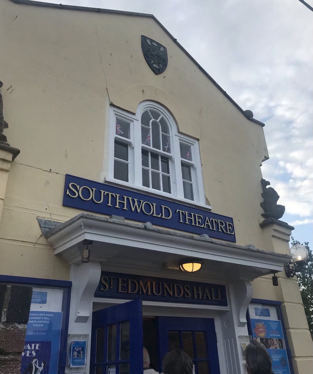 AndrewJWilson76's tweet photo. Annual tradition maintained. Southwold Summer Theatre. It always feels like stepping back in time. https://t.co/FbRUQLXscV