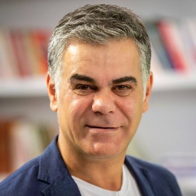 Derin_Devlettt's tweet photo. Kanser tedavisi gören Süleyman Özışık hayatını kaybetti. Mekanın cennet olsun güzel insan. 🤲 https://t.co/kLXw88FTDJ