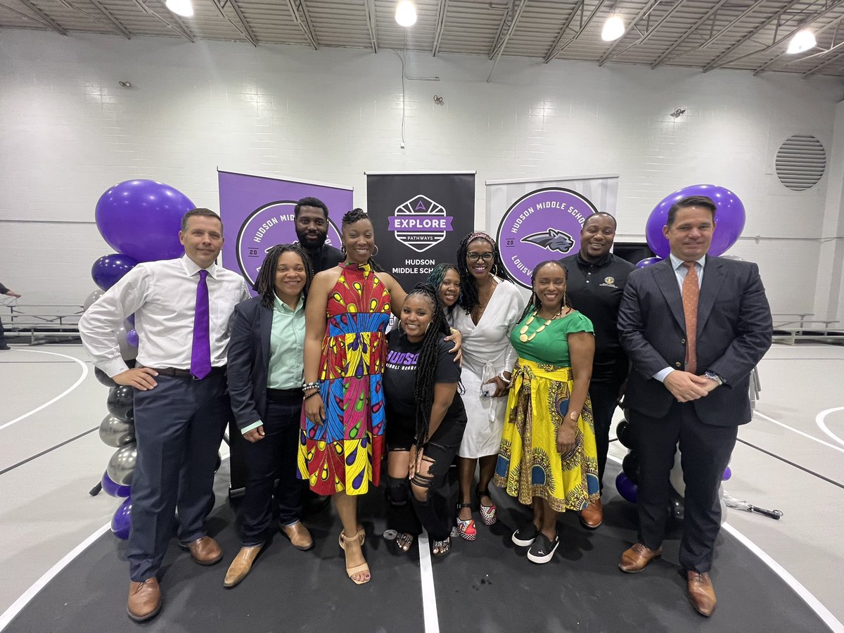 mssaxton's tweet photo. We are so excited to began the school year! It’s going to be a great year. Thank you to the news media for covering all of the great things the staff, principal, and everyone else who is doing amazing things to make sure this school is an amazing facility 💜🤍🖤@HudsonMiddleS https://t.co/Fy06548T1D