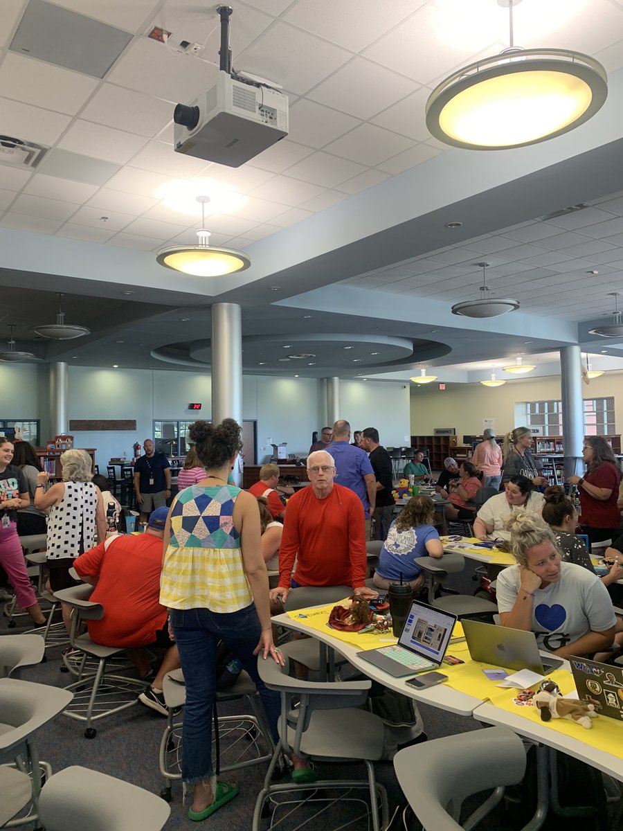 carly_woolery's tweet photo. Today was all about connecting. We are so excited to welcome back our @WGMSWildcats staff and what a day we had! 💙🐾 #MISDProud #WGMS #ConnectGrowCelebrate #capturingkidshearts @IHeartCKH https://t.co/e14I6nKgpJ