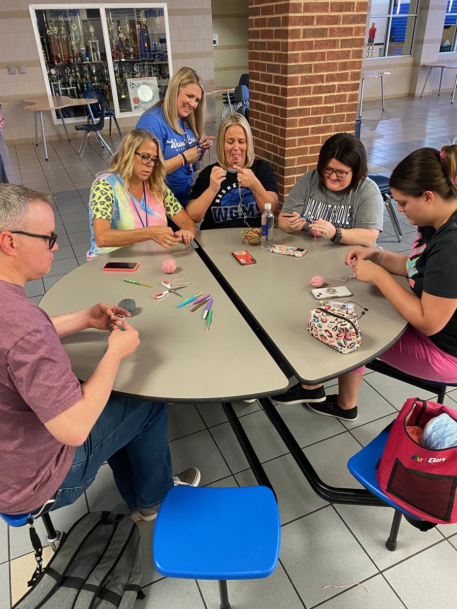 carly_woolery's tweet photo. Today was all about connecting. We are so excited to welcome back our @WGMSWildcats staff and what a day we had! 💙🐾 #MISDProud #WGMS #ConnectGrowCelebrate #capturingkidshearts @IHeartCKH https://t.co/e14I6nKgpJ