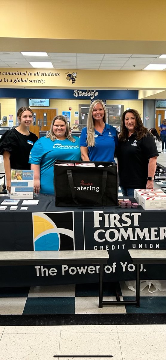 FirstCommerceCU's tweet image. First Commerce treated the teachers and staff at Thomas County Central High School to breakfast to fuel them up for another fantastic school year. That's the power of #LocalStrong. That's the Power of You.