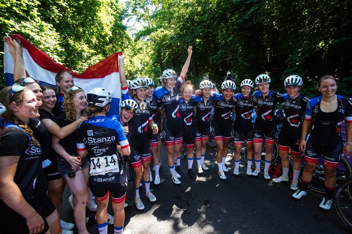 Ploegleider(s) gezocht voor dames development team, zie 
wvschijndel.nl/nieuws/i4662/g…