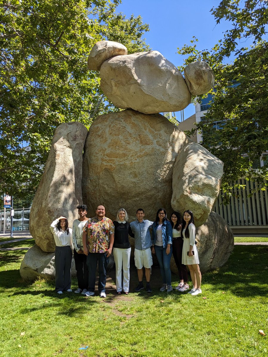 KravetsVira's tweet photo. Here we come! The first picture of the Kravets Lab @UCSDJacobs , and a special guest, Marko Gossak @physiomaribor teaching is better networking ;) https://t.co/ErLfGMhiRD