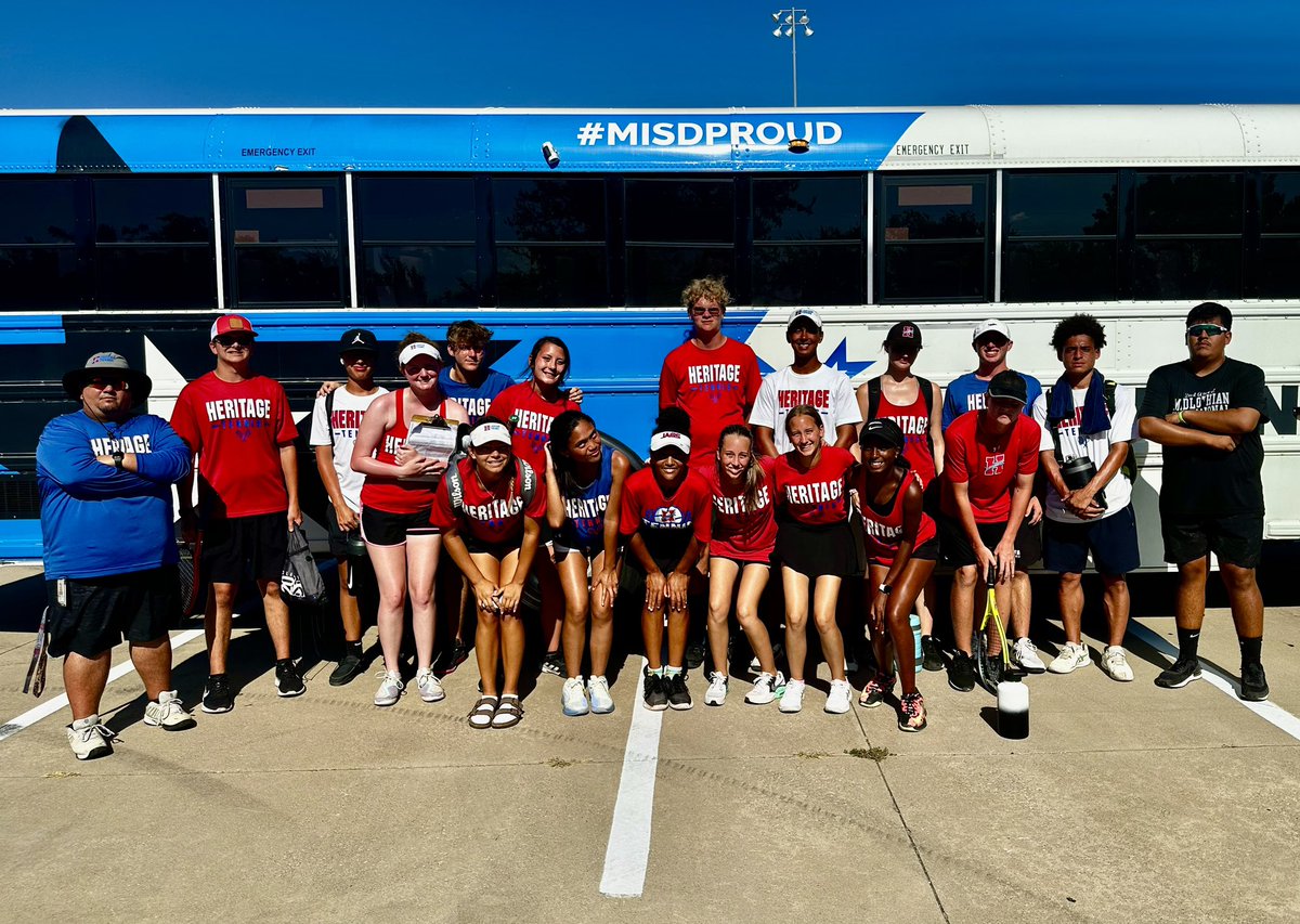 gojagtennis's tweet photo. Jags add two more wins today agains Waxahachie &amp; Duncanville! 4 Ws in 2 days!! 
Not too shabby! 
#GD2BAJ #BATTLE 

ONETEAM🏆ONEGOAL https://t.co/H16RPXQ5eK