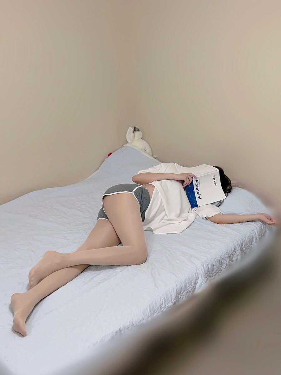 晚上会梦到我吗 https://t.co/FTTXMvvPkP