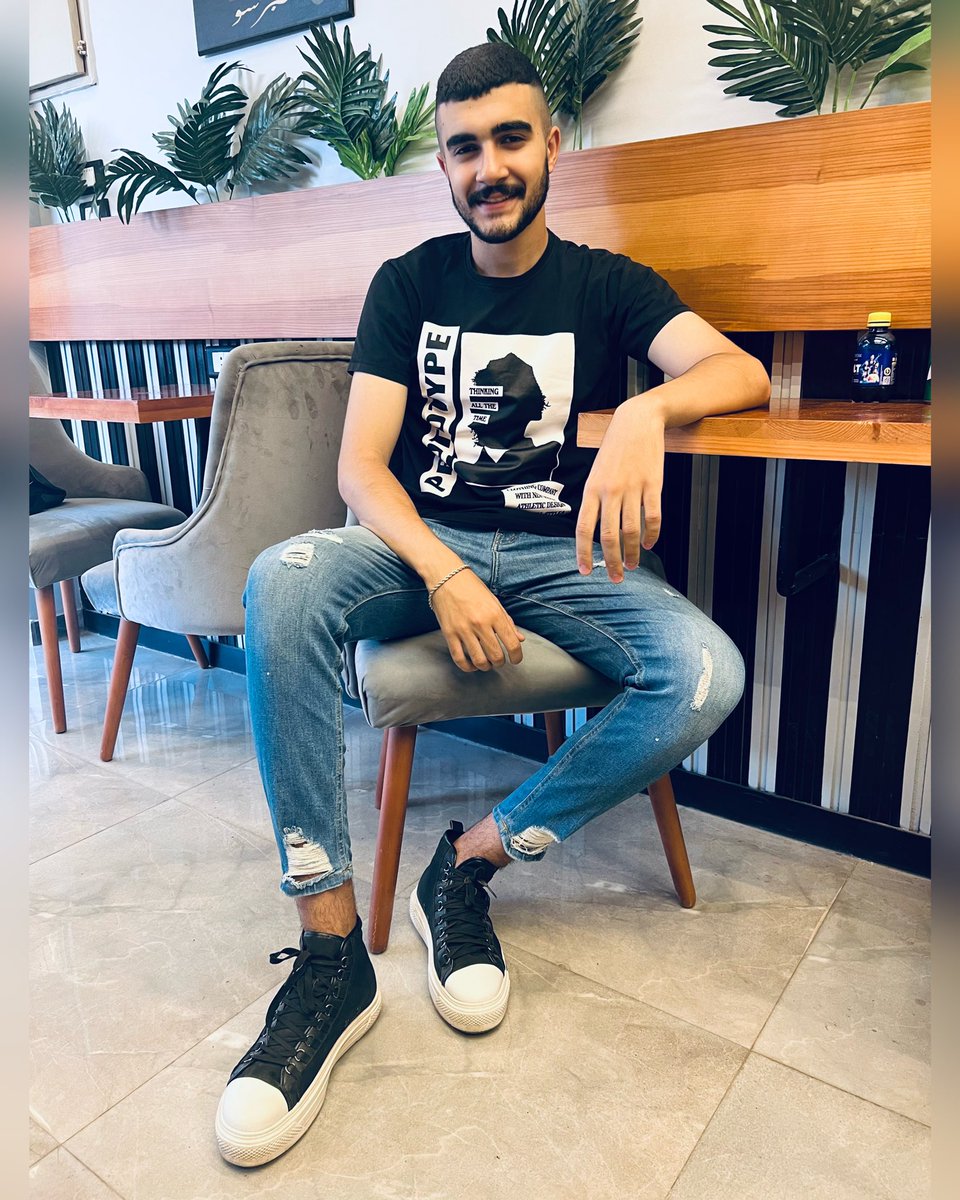amartulba2's tweet photo. 🕴🏼 https://t.co/GObtz66tHf
