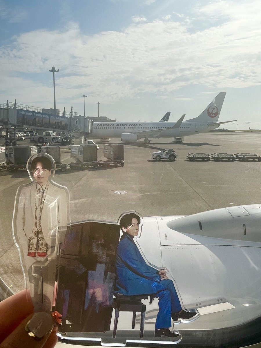 1936life's tweet photo. 毎公演ほぼ変わらない出発景色ですが、
今日は一段と青空がまぶしいです✨
岡山公演行ってきます✈️
#PRINCHIPE
#山崎育三郎 https://t.co/FeztxAn02o