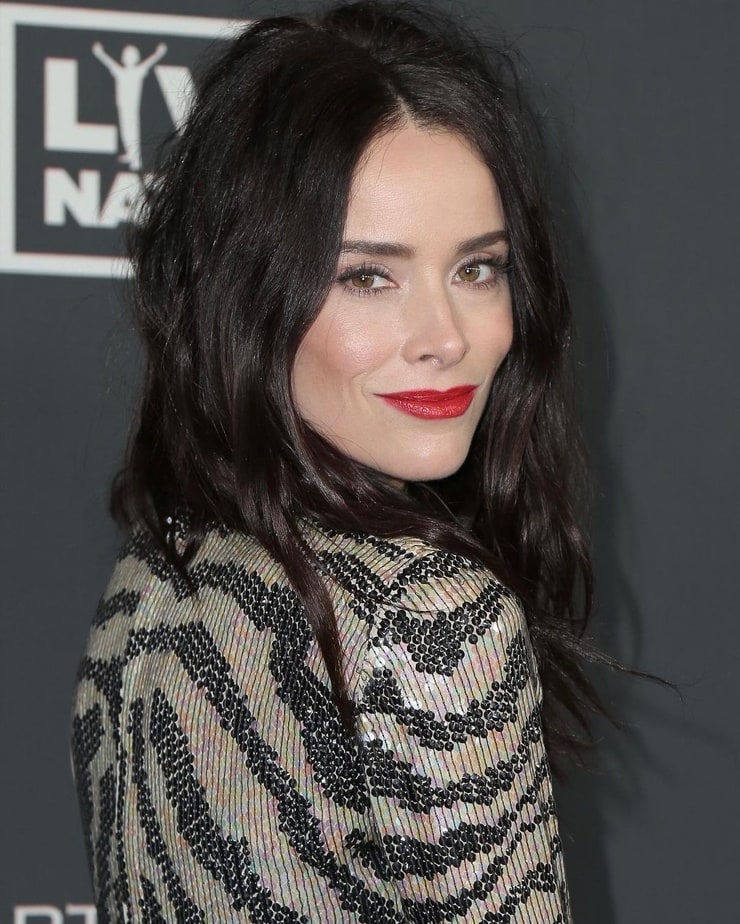 deadcon8's tweet photo. Wishing the Very Happiest of Birthday's to Florida's Own Tremendously Gorgeous & Ever Superb 5'5 Actress & Fashion Enthusiast. Miss @abigailspencer #AmanthaHolden #LucyPreston #DanaScott!!! πππ₯³ππΊπΉπππ₯³ππΊπΉ https://t.co/J5AEWFTuao