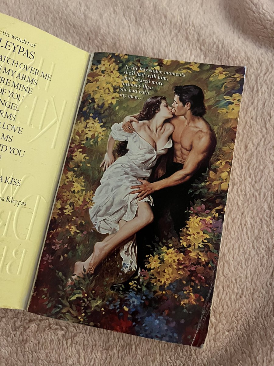 emmyreads_rom's tweet photo. I’m a sucker for a good clinch!
Here are a few of my favs 😍
#historicalromance #clinchcovers #stepbacks #romance #reading #booklovers https://t.co/qIKX0swEdp