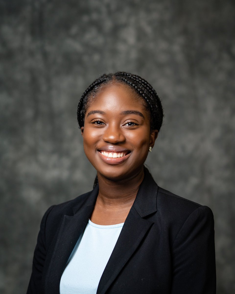 Hi #MedTwitter, I’m Ebun Olawole - a 4th year med student applying to #orthopedic surgery this #Match2024 cycle. Excited to connect with future colleagues &amp; mentors. 

Outside the hospital you can find me traveling, watching movies/tv shows, or running
#orthotwitter