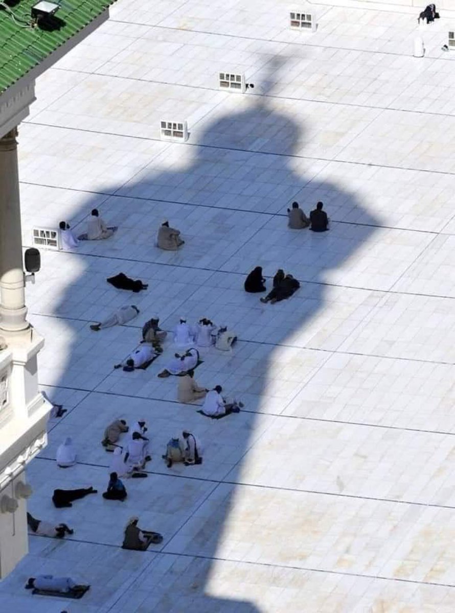 اللهم ظلنا في ظلك يوم لا ظل إلا ظلك 🤲🏼