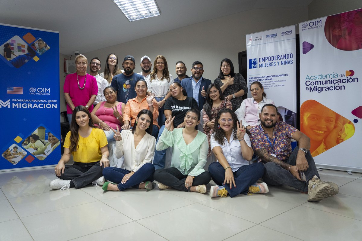 Este jueves y viernes hemos estado compartiendo un espacio de fortalecimiento con profesionales de la comunicación de #Tegucigalpa.

Con quienes hemos abordado los fundamentos para una cobertura mediática responsable sobre temas migratorios.