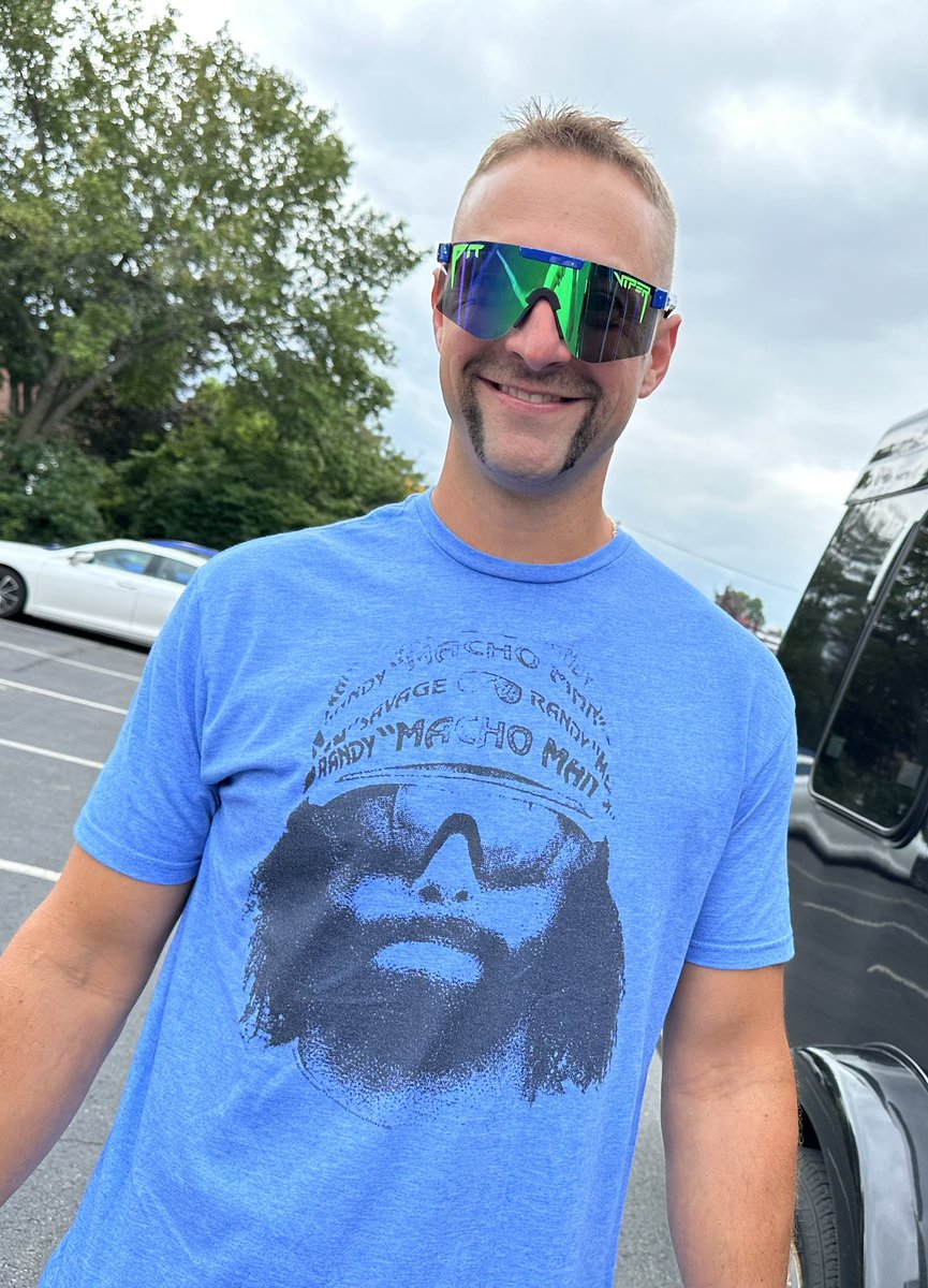 JudyMBurke's tweet photo. .@PanMass #PMC23 is ON!!! #teamloudmouth @MarcBurkEE @JBobrek are ready to ride tomorrow from #sturbridge to #bourne & then onto #provincetown on Sunday! ๐ดโโ๏ธ๐ดโโ๏ธ๐ดโโ๏ธ๐ดโโ๏ธ๐ดโโ๏ธ #heroes 4 @DanaFarber #commitment https://t.co/2kmARaK4Ze