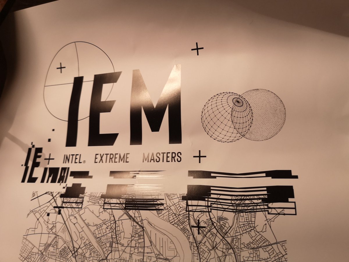 NaddyCSGO's tweet photo. Is this how the goodie bag poster should look like? The @IEM pattern at the bottom looks a bit random. @ESLCS https://t.co/cJ4UqDjgdw